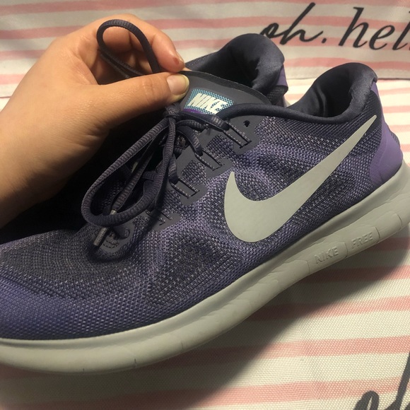 Nike Shoes - Nike free Rn sneakers!